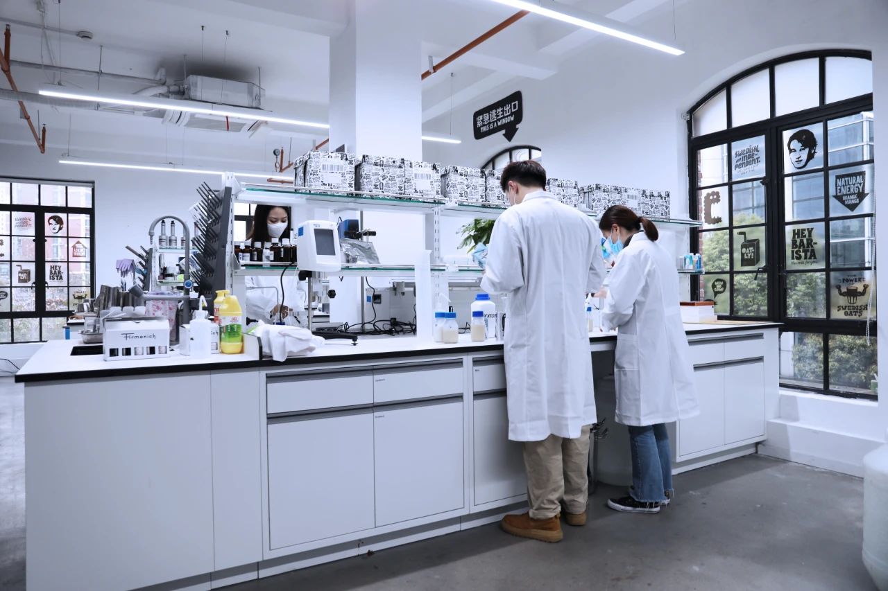 全球燕麦饮巨头OATLY亚洲首家工厂即将完工！年产7000万升_九洲国际