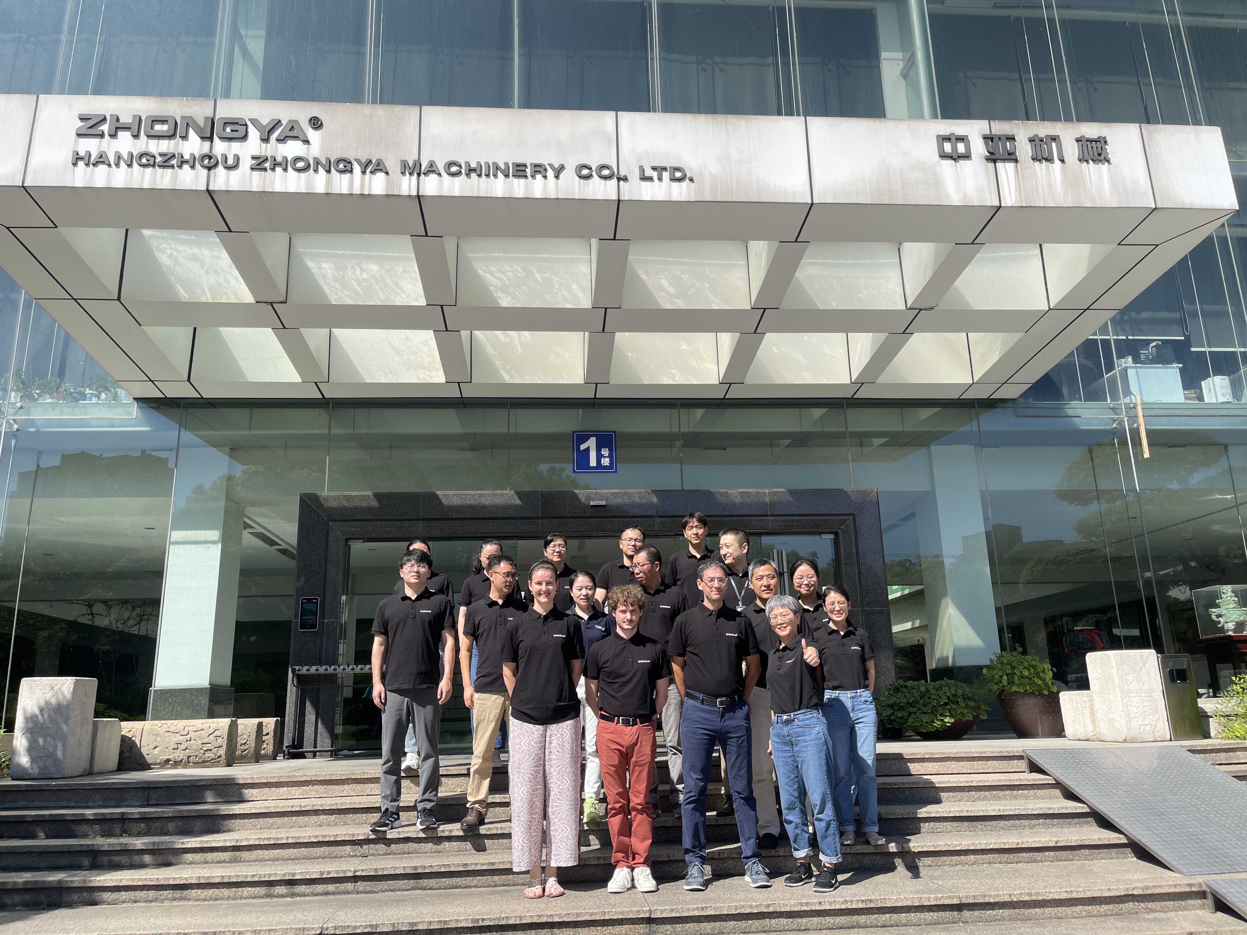 以专业手艺加持营销技巧、以品质服务提升市场影响丨九洲国际欧洲公司团队培训盛大举行_九洲国际